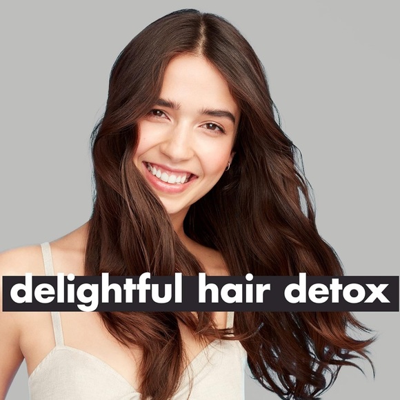 Love Beauty and Planet Delightful Detox Shampoo - Picture 3 of 10